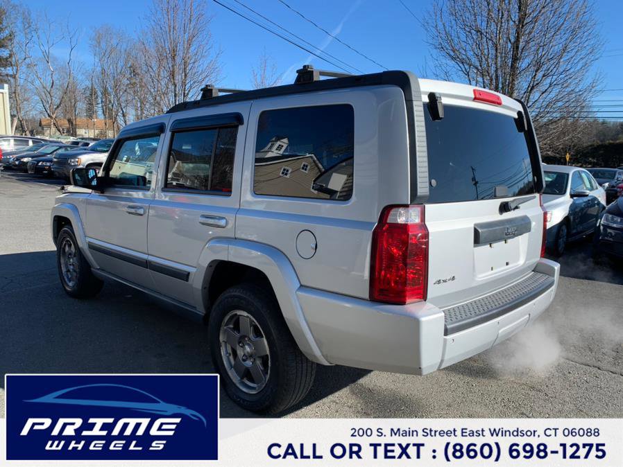 Used 2007 Jeep Commander Sport image 5