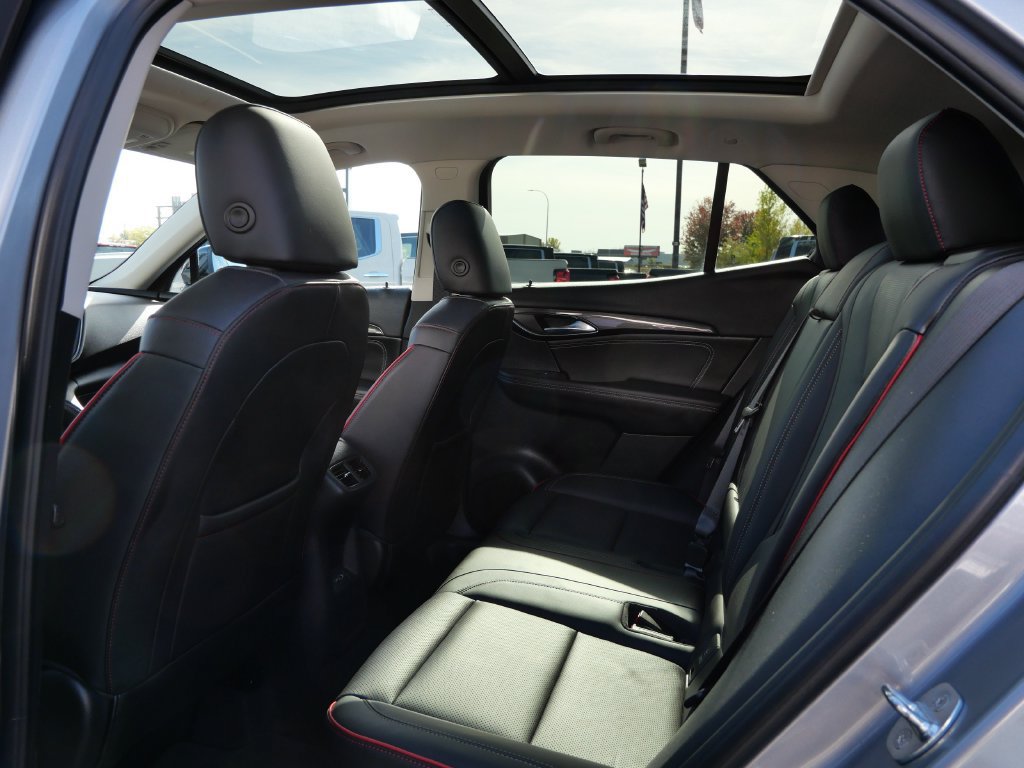 Used 2023 Buick Envision Essence w/ Sport Touring Package AWD/4WD image 5