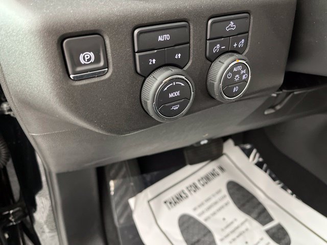 Used 2025 Chevrolet Silverado 1500 RST AWD/4WD image 31