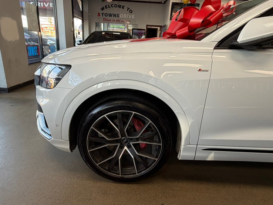 Used 2020 Audi Q8 Prestige w/ Prestige Package AWD/4WD image 8