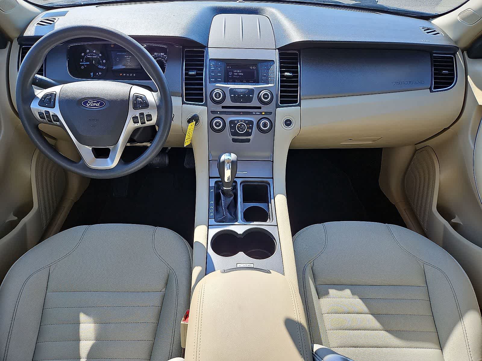Used 2018 Ford Taurus SE FWD image 24