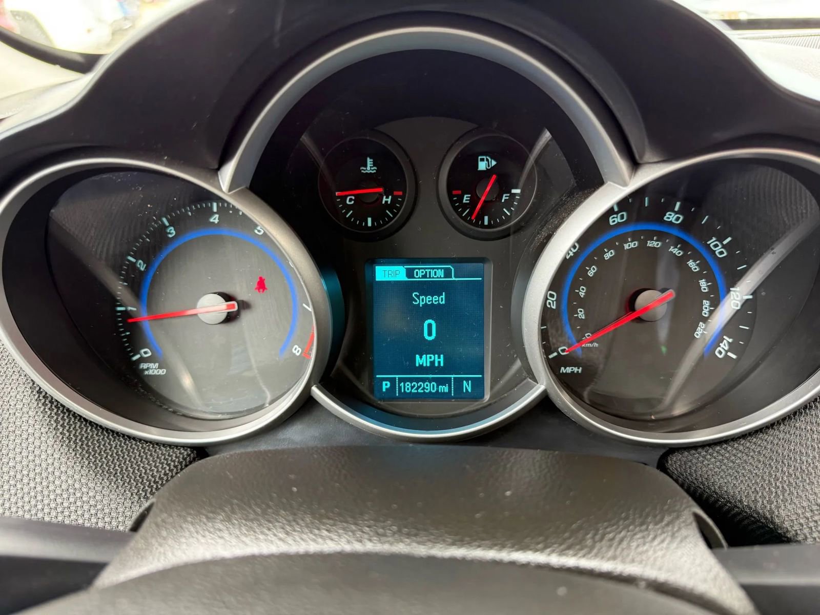 Used 2016 Chevrolet Cruze LT w/ Sun And Sound Package FWD image 21