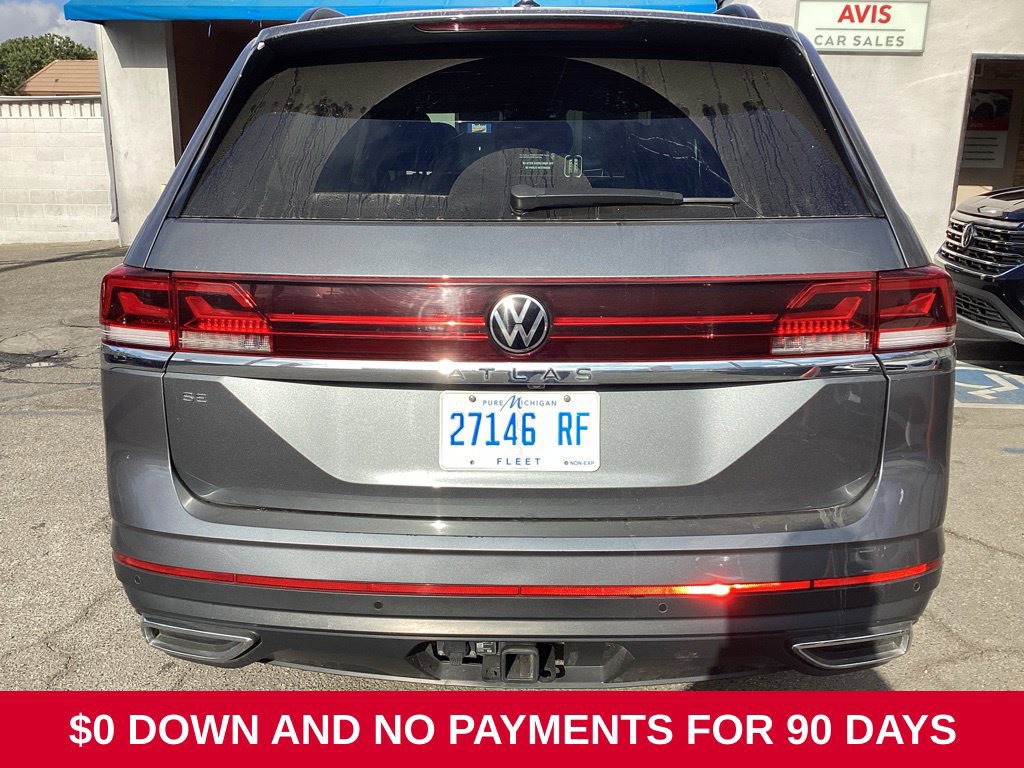 Used 2025 Volkswagen Atlas SE FWD image 3