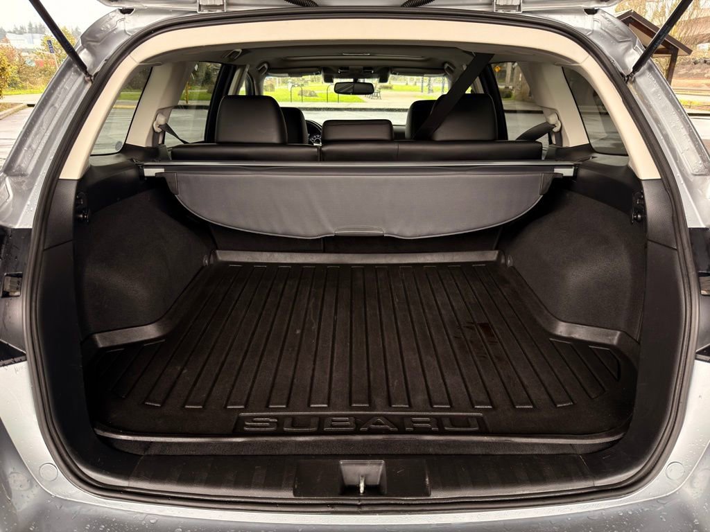 Used 2013 Subaru Outback 2.5i Limited image 25