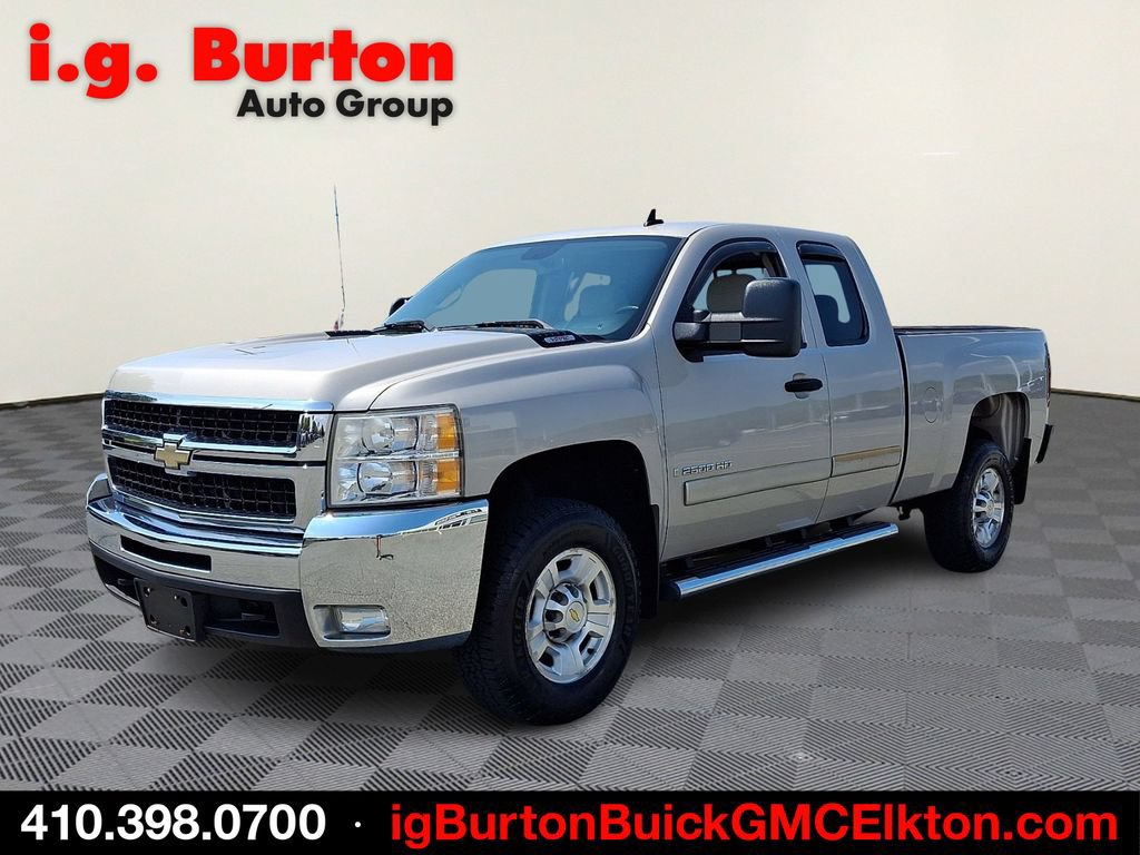 Used 2008 Chevrolet Silverado 2500 LT AWD/4WD image 3
