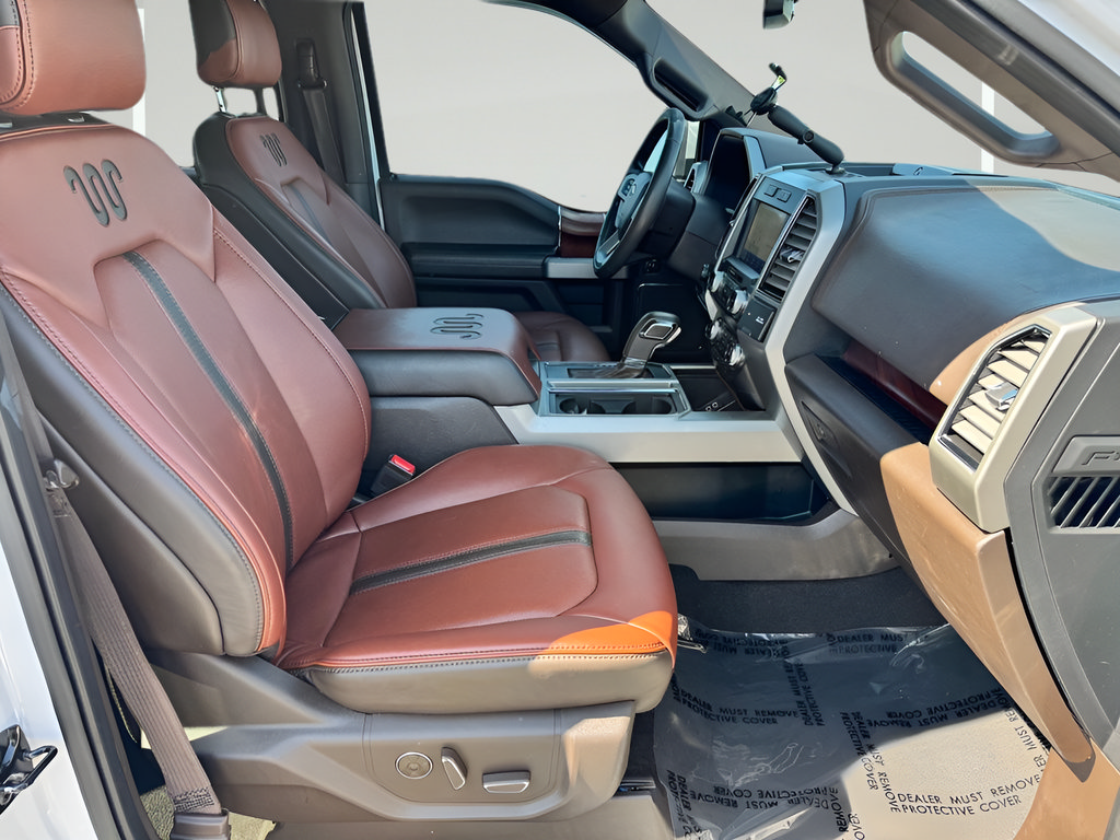 Used 2019 Ford F150 King Ranch w/ Equipment Group 601A Luxury AWD/4WD image 31