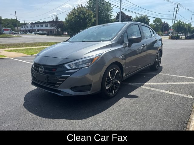 Used 2024 Nissan Versa SR FWD image 8