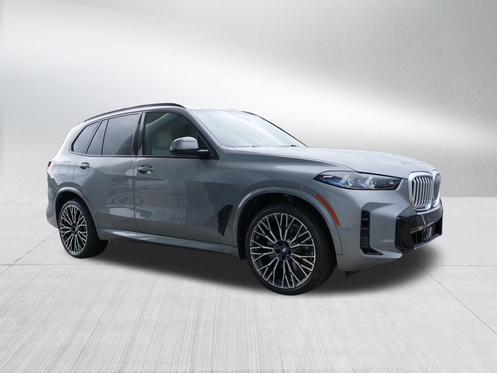 New 2026 BMW X5 xDrive40i w/ M Sport Package image 2
