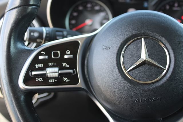 Used 2020 Mercedes-Benz GLC 300 4MATIC image 19
