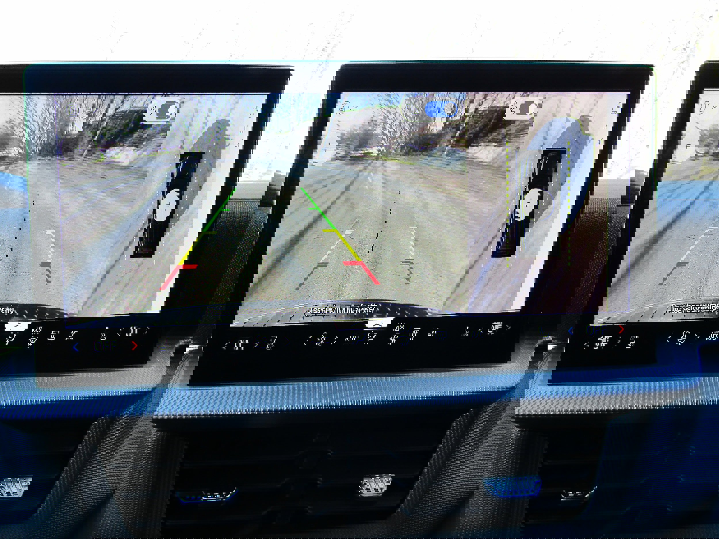 Certified 2025 Ford Explorer ST-Line w/ Premium Package image 24