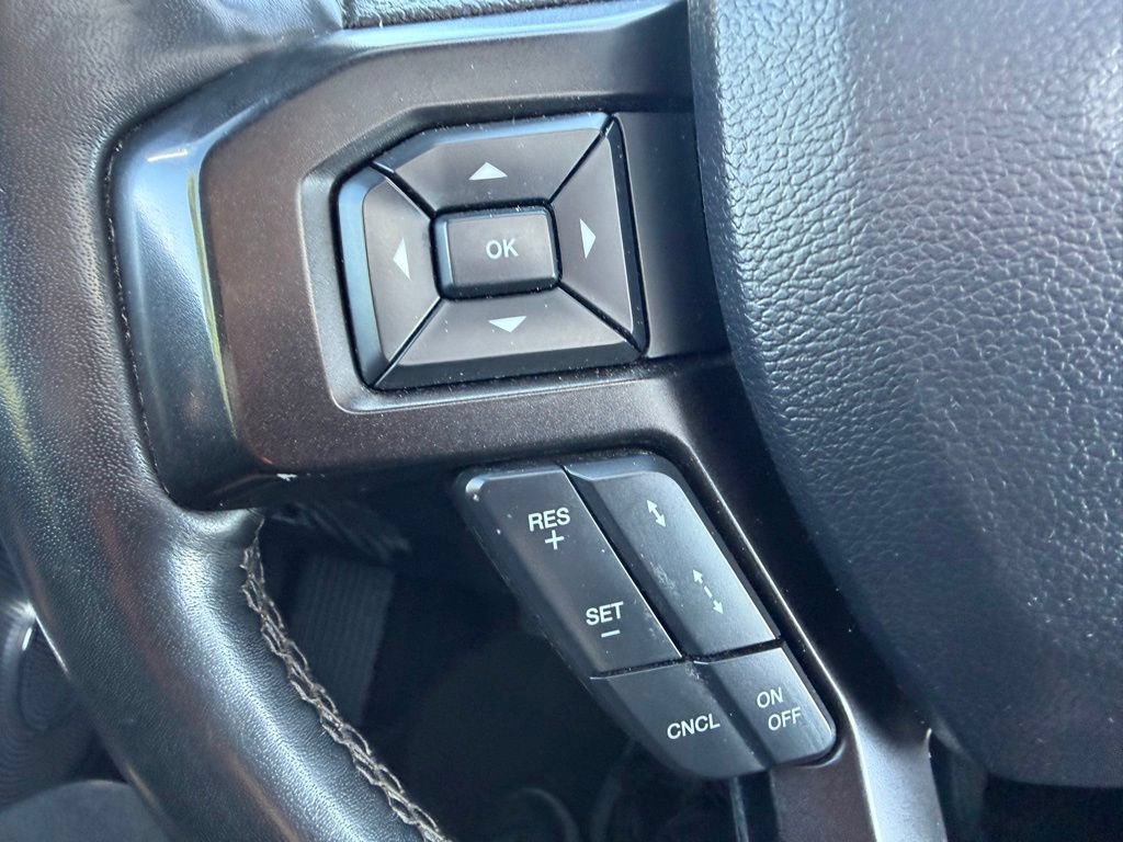 Used 2019 Ford Expedition Limited w/ Equipment Group 301A AWD/4WD image 18