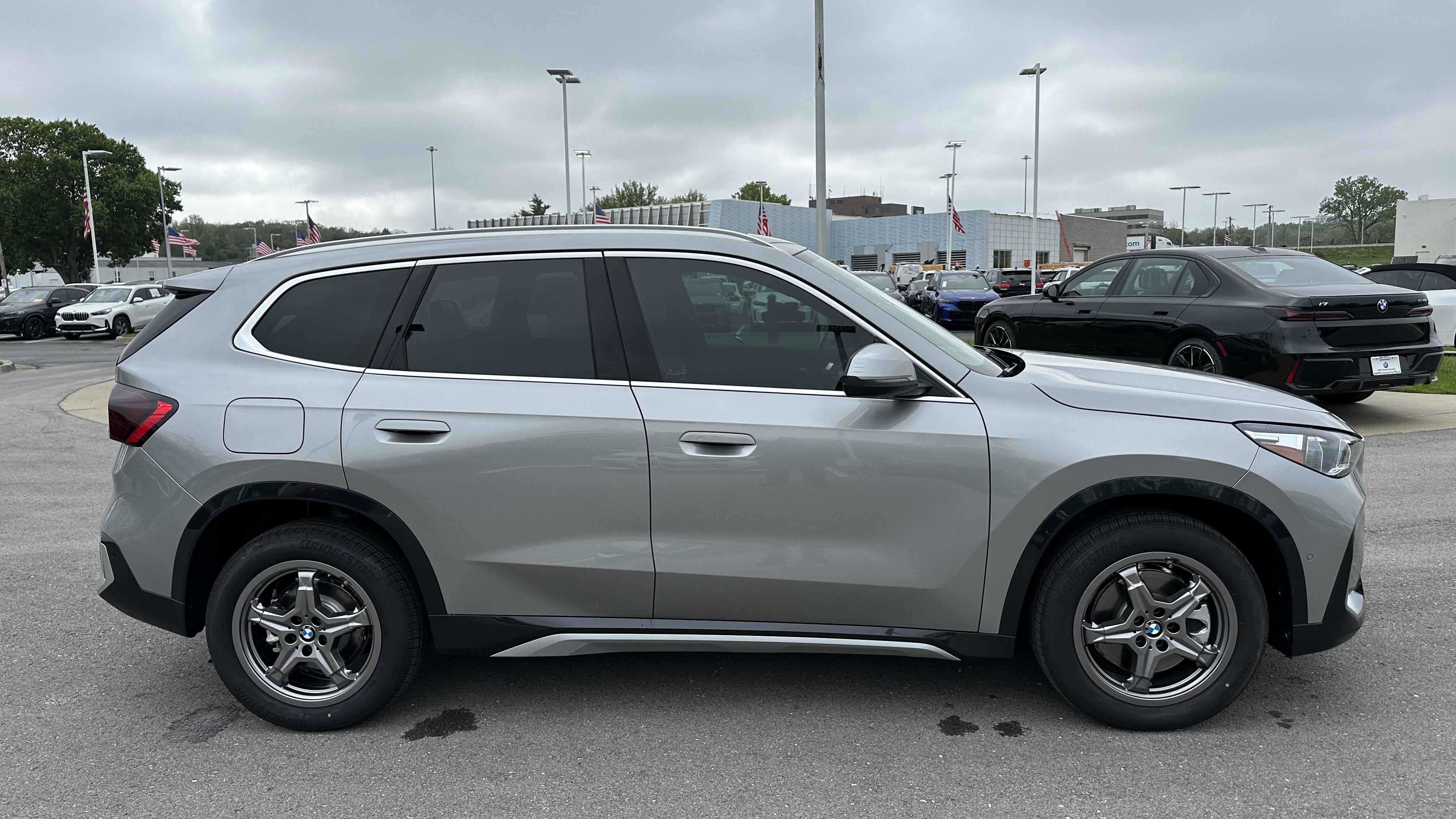 Used 2025 BMW X1 xDrive28i w/ Convenience Package AWD/4WD image 11
