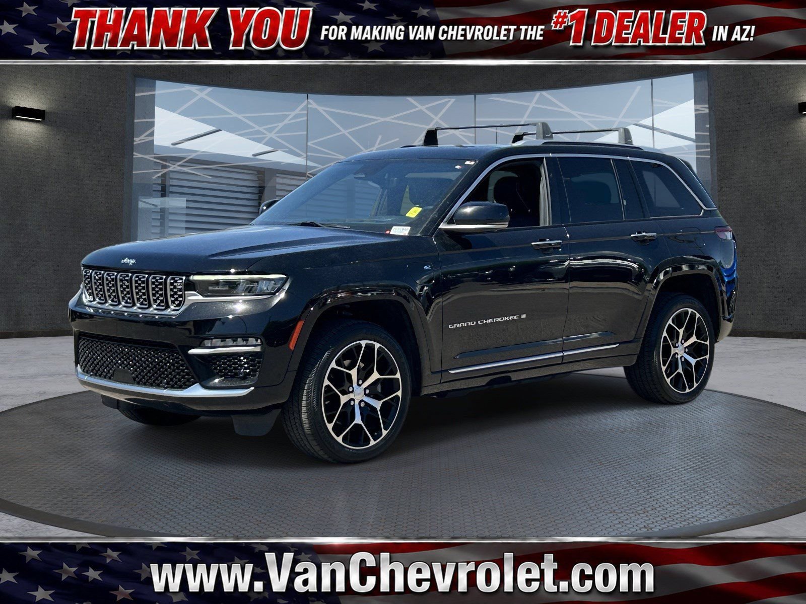 Used 2022 Jeep Grand Cherokee Summit AWD/4WD image 1
