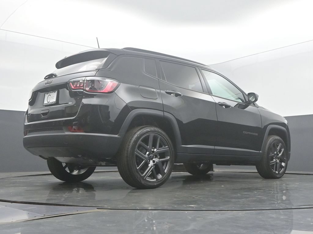 New 2026 Jeep Compass Limited w/ Sun, Sound & Navigation Group AWD/4WD image 49