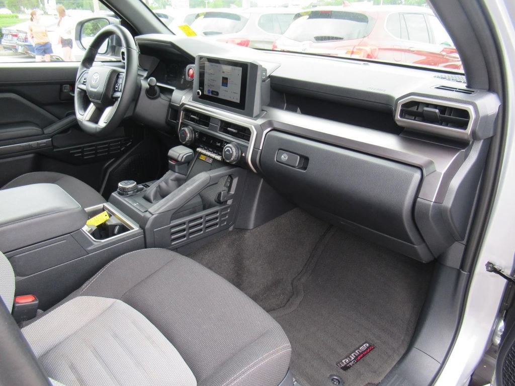 Used 2025 Toyota 4Runner TRD Off-Road AWD/4WD image 12