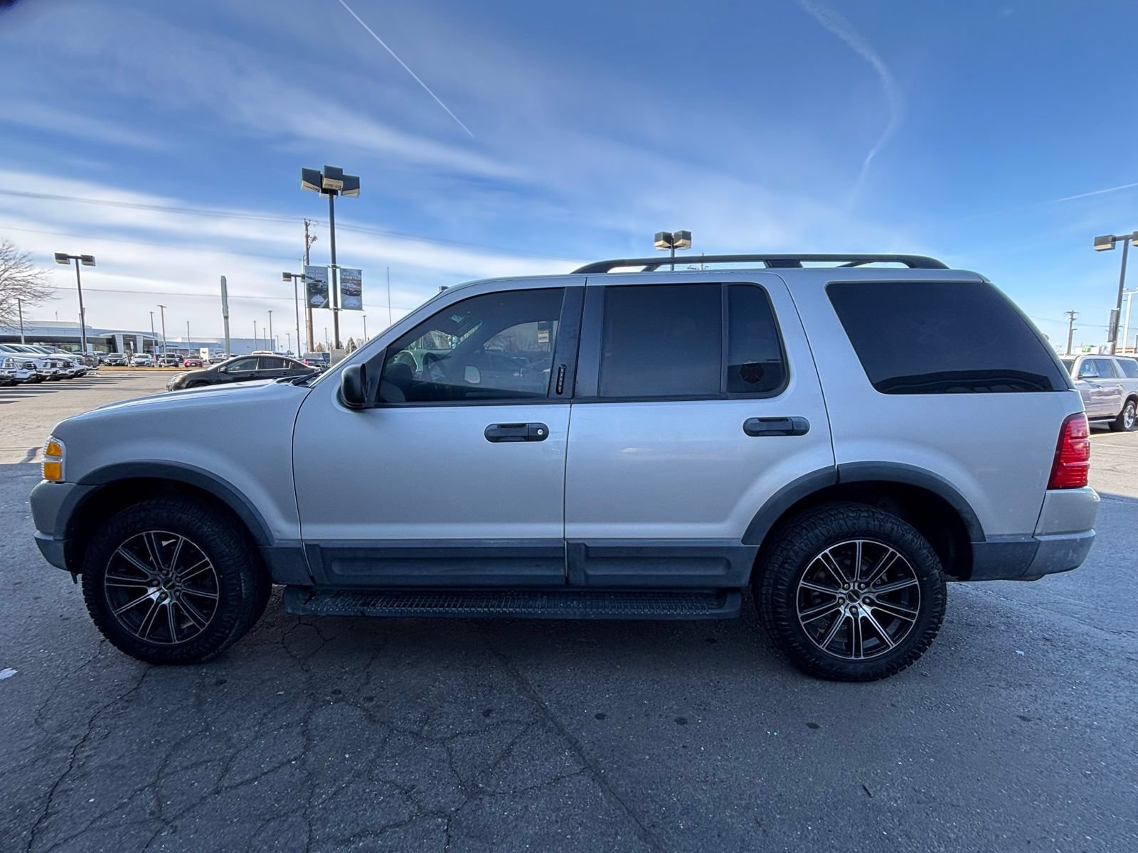 Used 2003 Ford Explorer XLT AWD/4WD image 8