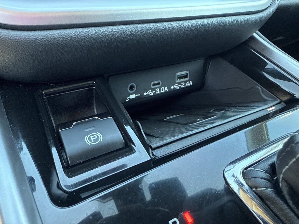 Used 2023 Subaru Outback Touring image 34