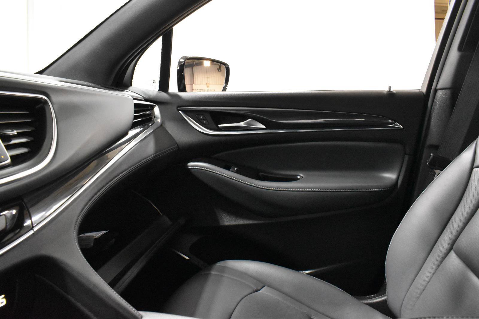 Used 2024 Buick Enclave Essence w/ Sport Touring Edition image 24