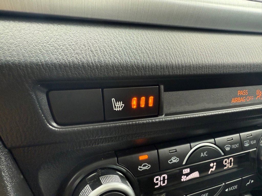 Used 2014 MAZDA MAZDA3 s Touring image 24