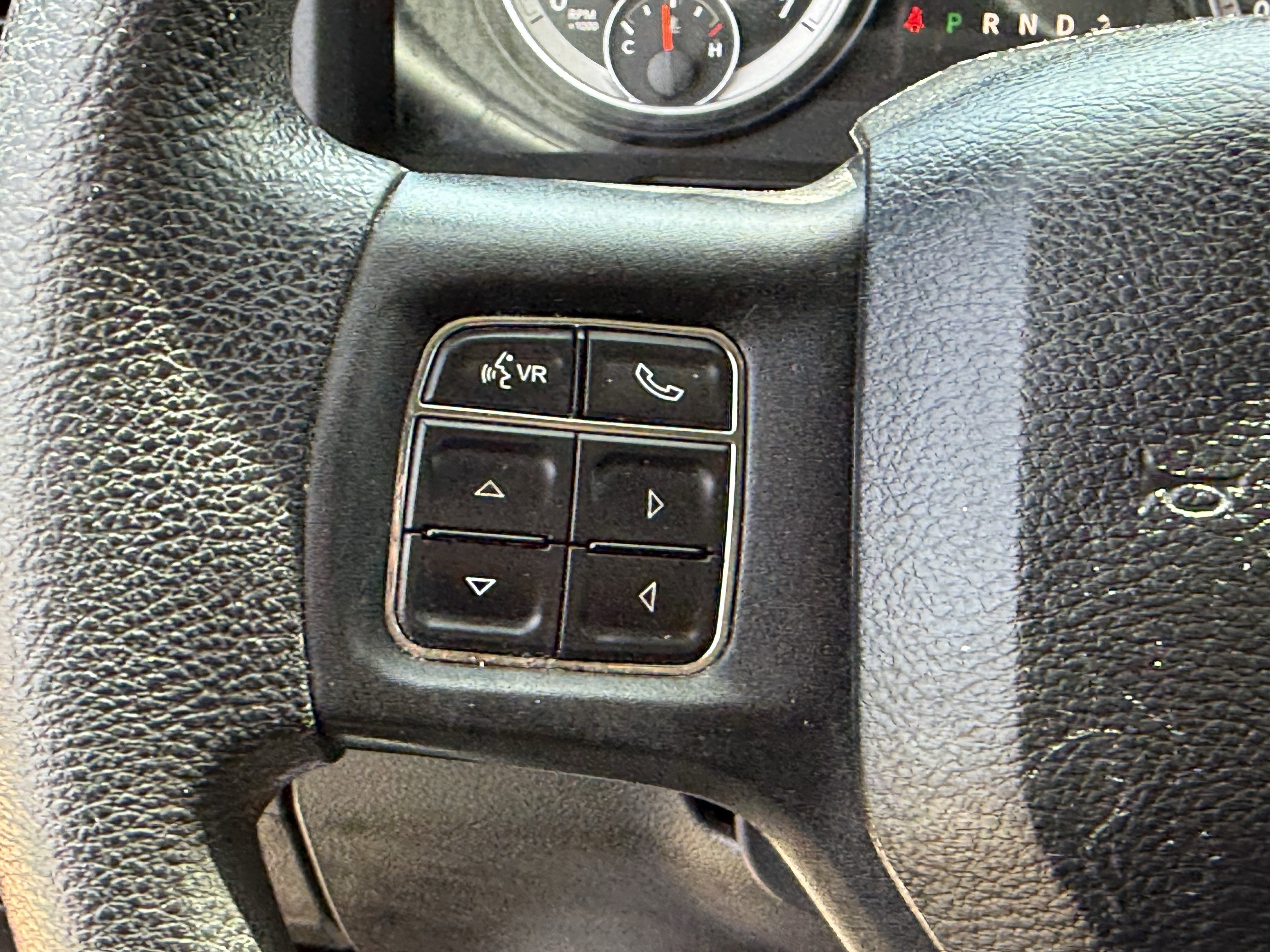 Used 2014 RAM 1500 Classic SLT RWD image 16