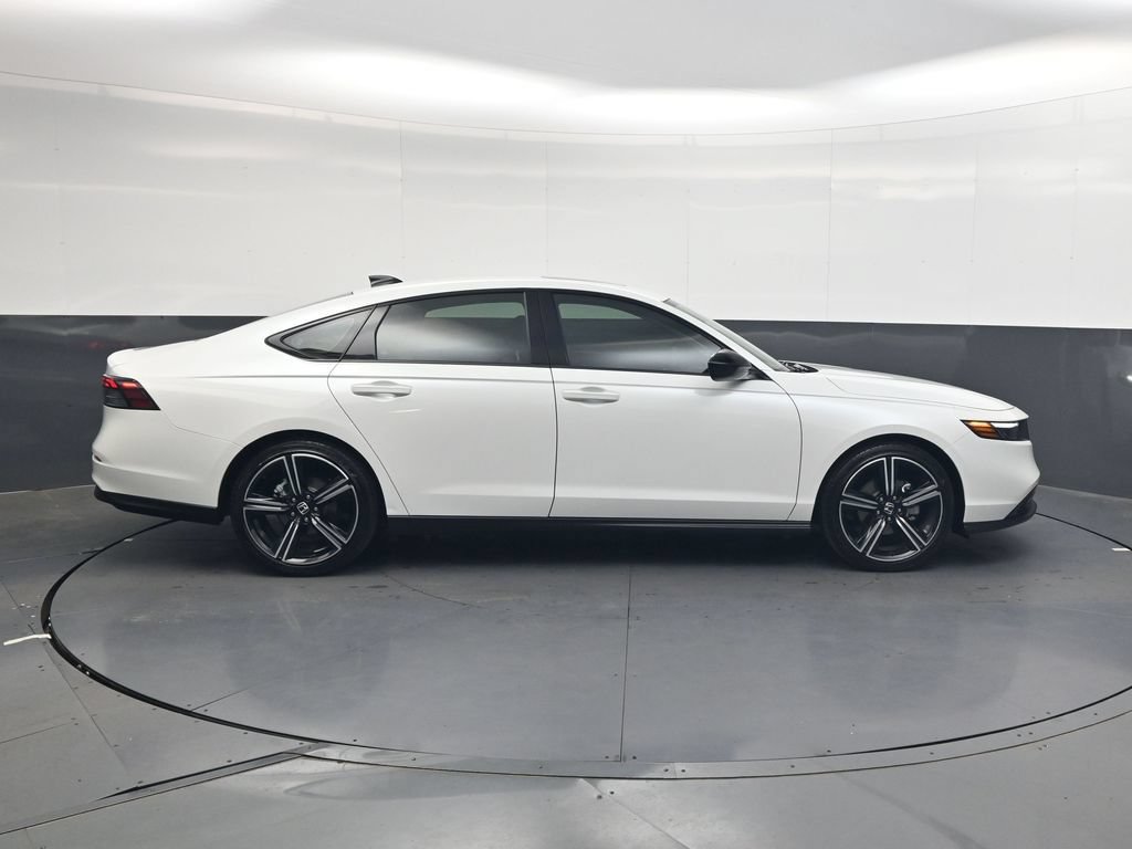 Certified 2026 Honda Accord SE image 3