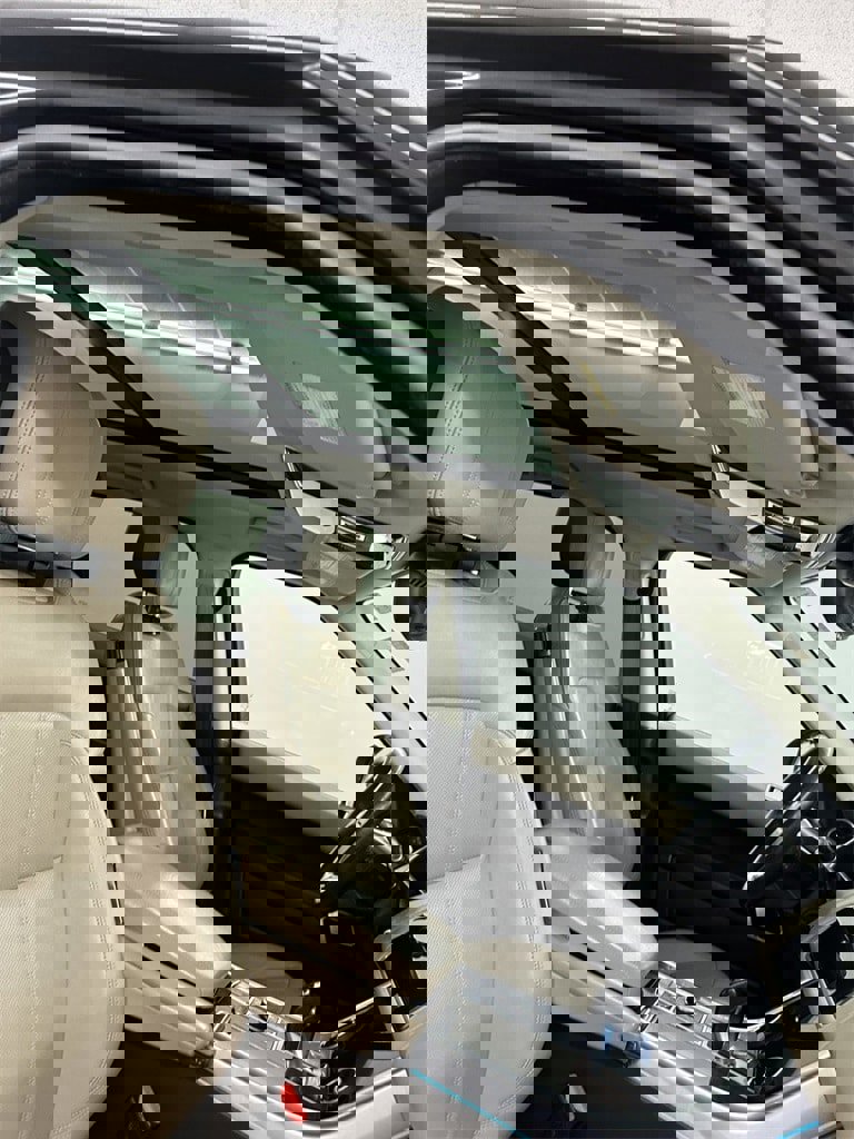 Used 2018 Land Rover Range Rover Sport HSE image 40