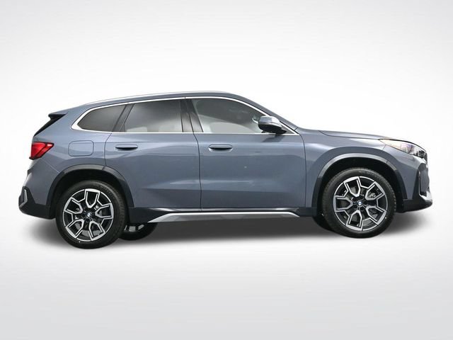New 2026 BMW X1 xDrive28i w/ Technology Package AWD/4WD image 32