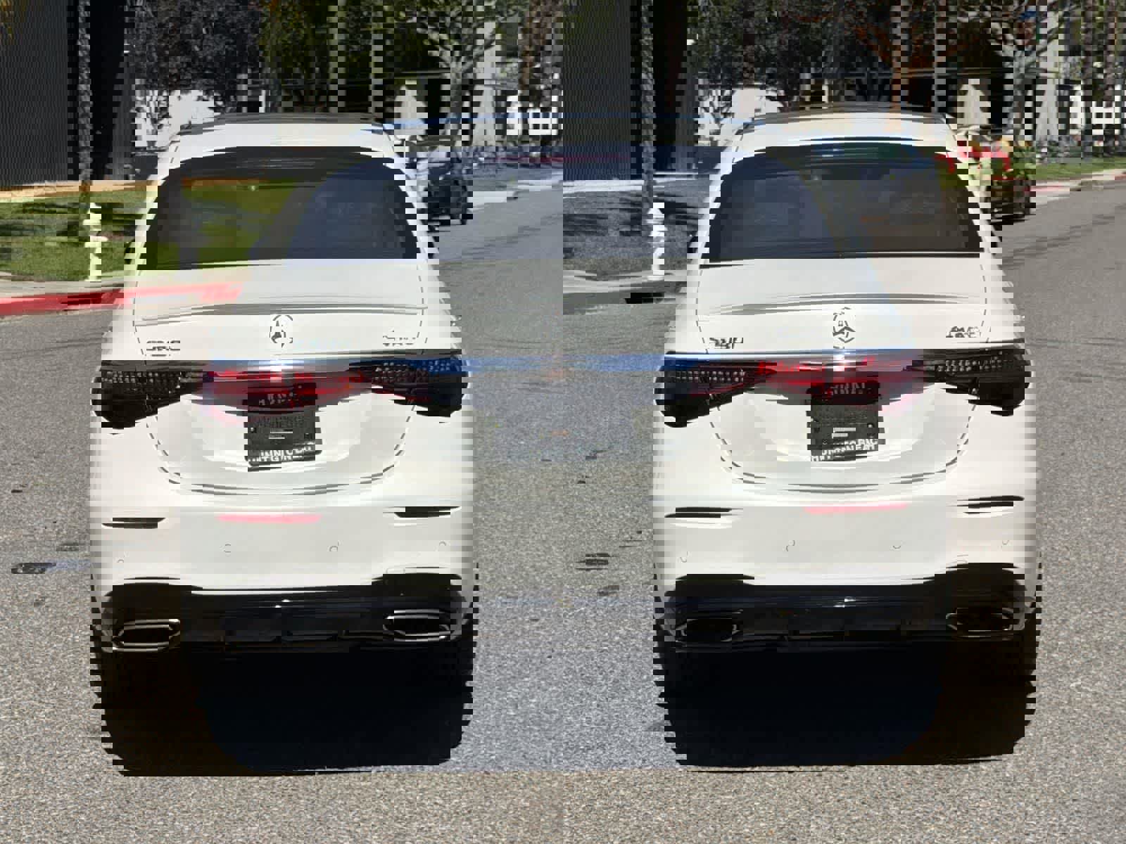 Used 2022 Mercedes-Benz S 580 4MATIC Sedan image 5