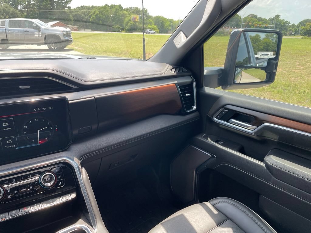 Used 2025 GMC Sierra 2500 Denali w/ Denali Reserve Package AWD/4WD image 34