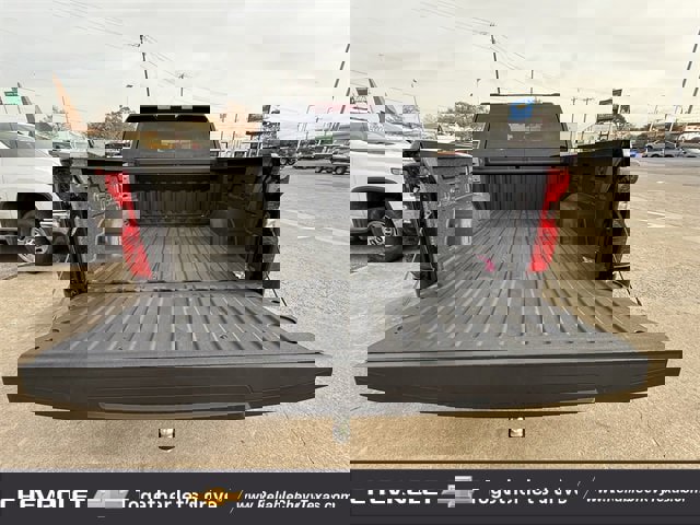 Certified 2025 Chevrolet Silverado 1500 LT image 34