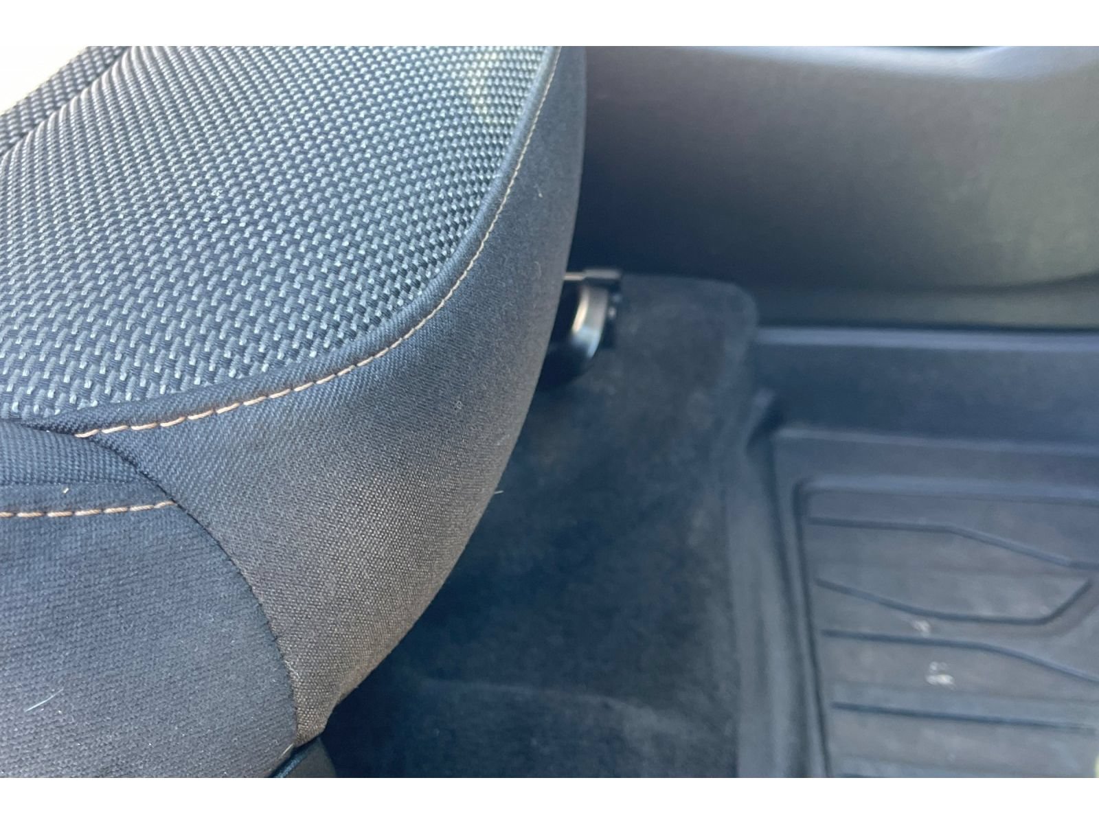 Used 2019 Chevrolet Traverse LS w/ LPO, Blackout Package FWD image 24