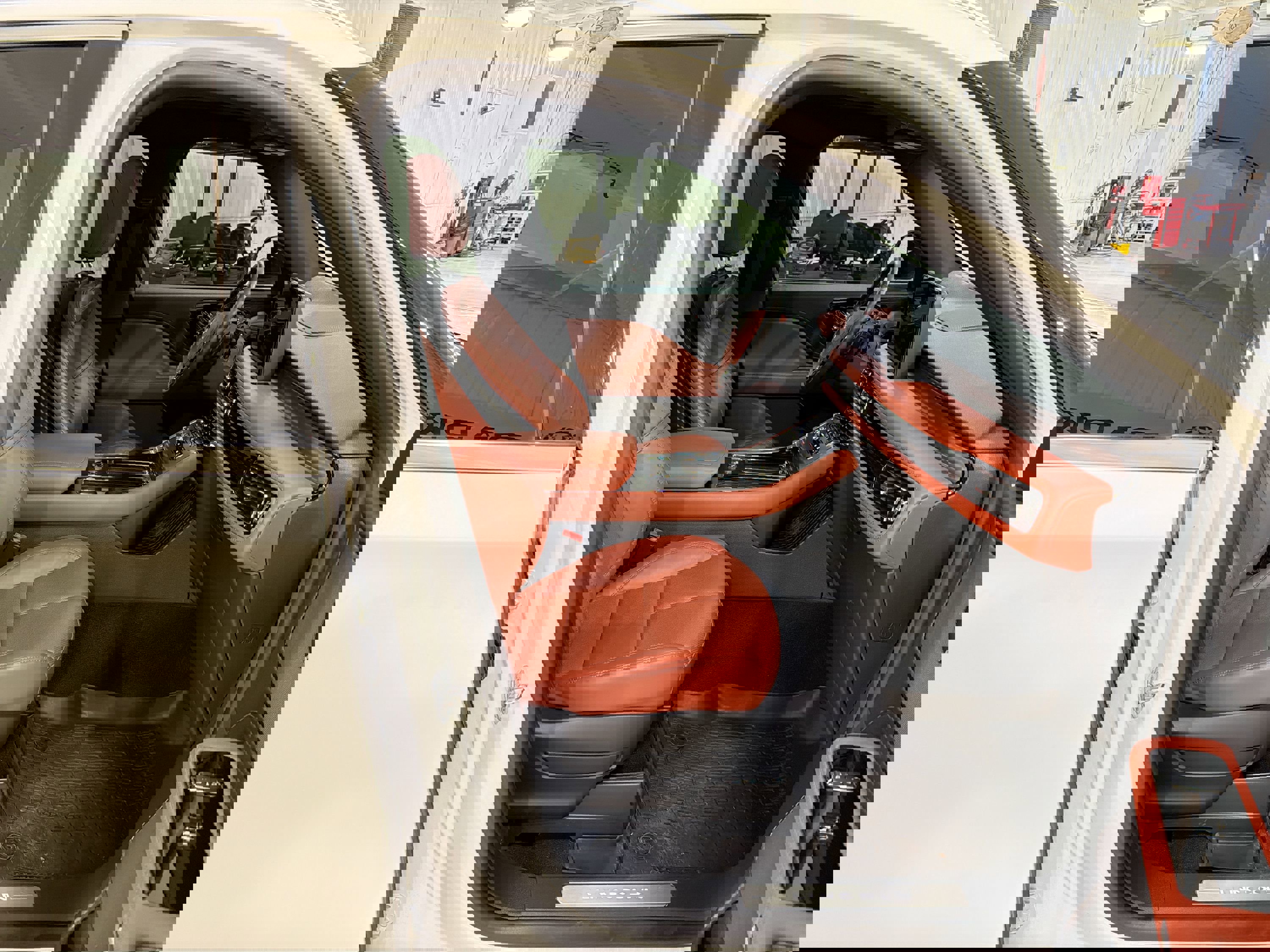 Used 2025 Lincoln Aviator Reserve w/ Illumination Package image 30