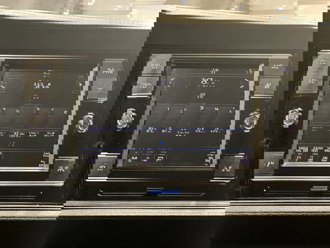 Used 2019 Volkswagen Jetta S w/ Driver Assistance Package image 18