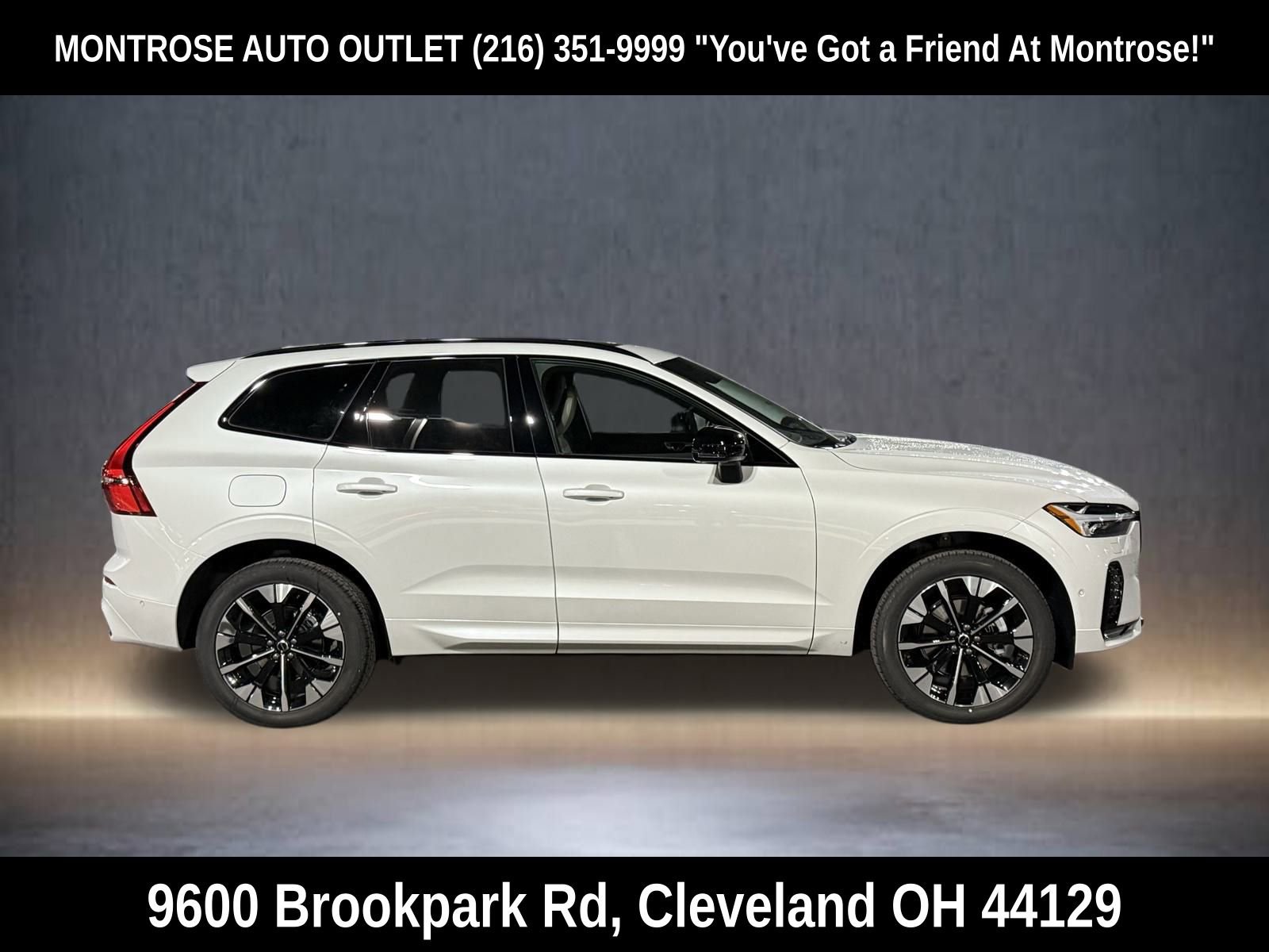 New 2026 Volvo XC60 B5 Plus w/ Climate Package image 6