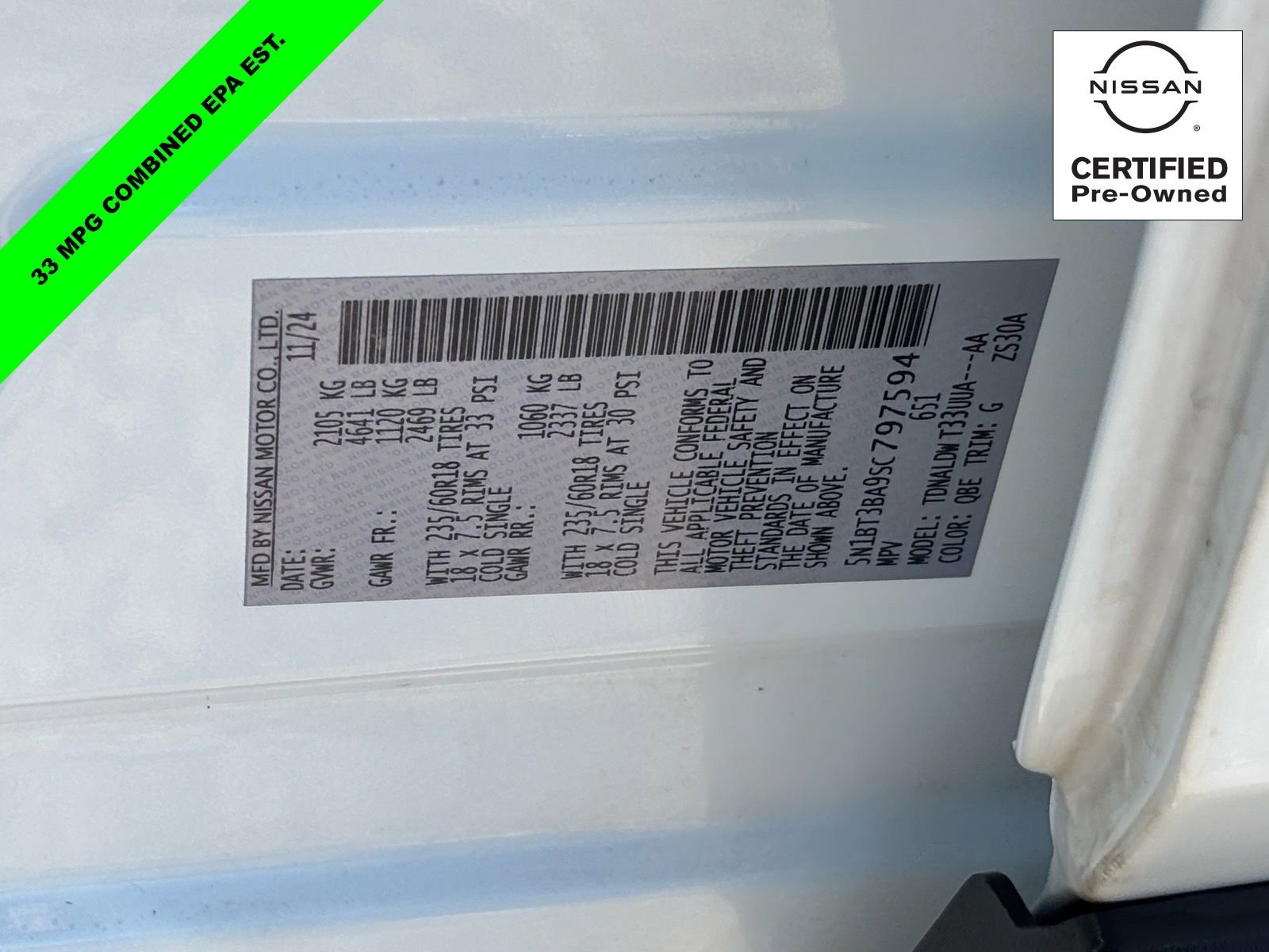 Certified 2025 Nissan Rogue SV FWD image 29