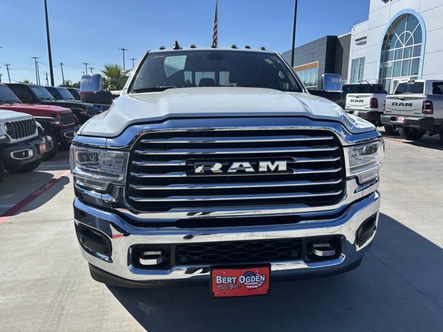 Used 2024 RAM 2500 Limited image 2
