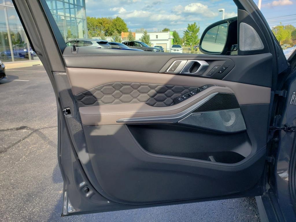 Used 2023 BMW X5 M w/ Competition Package image 10