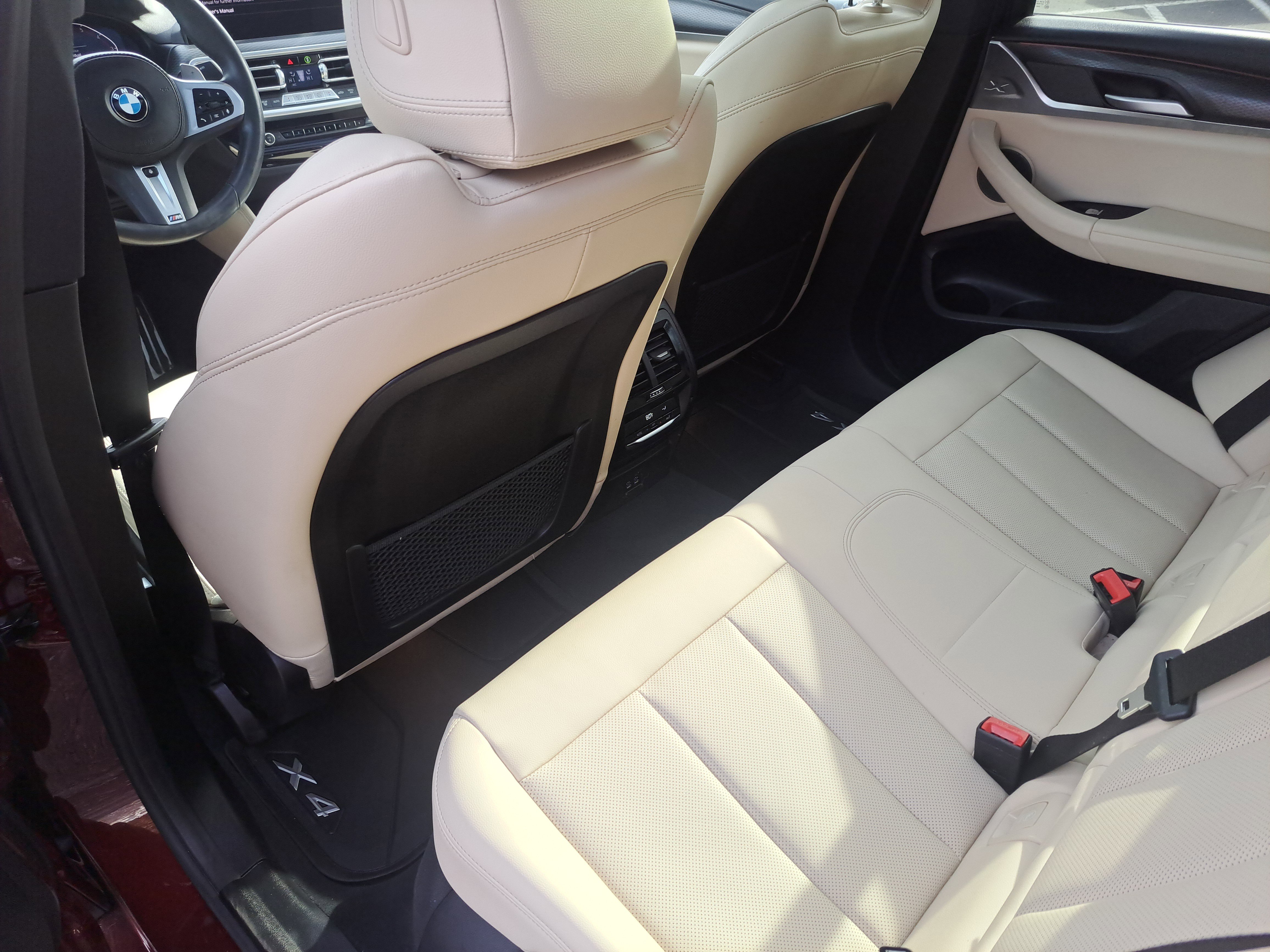 Used 2023 BMW X4 xDrive30i w/ M Sport Package image 11