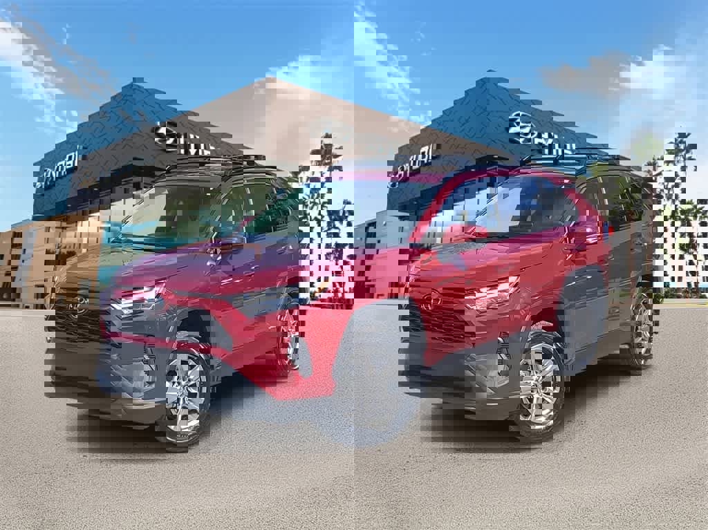 Used 2025 Toyota RAV4 XLE w/ Convenience Package image 1