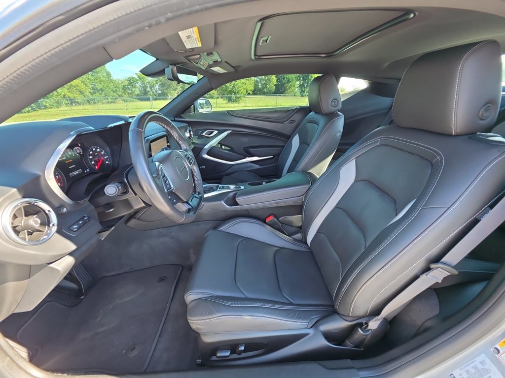 Used 2024 Chevrolet Camaro LT RWD image 19