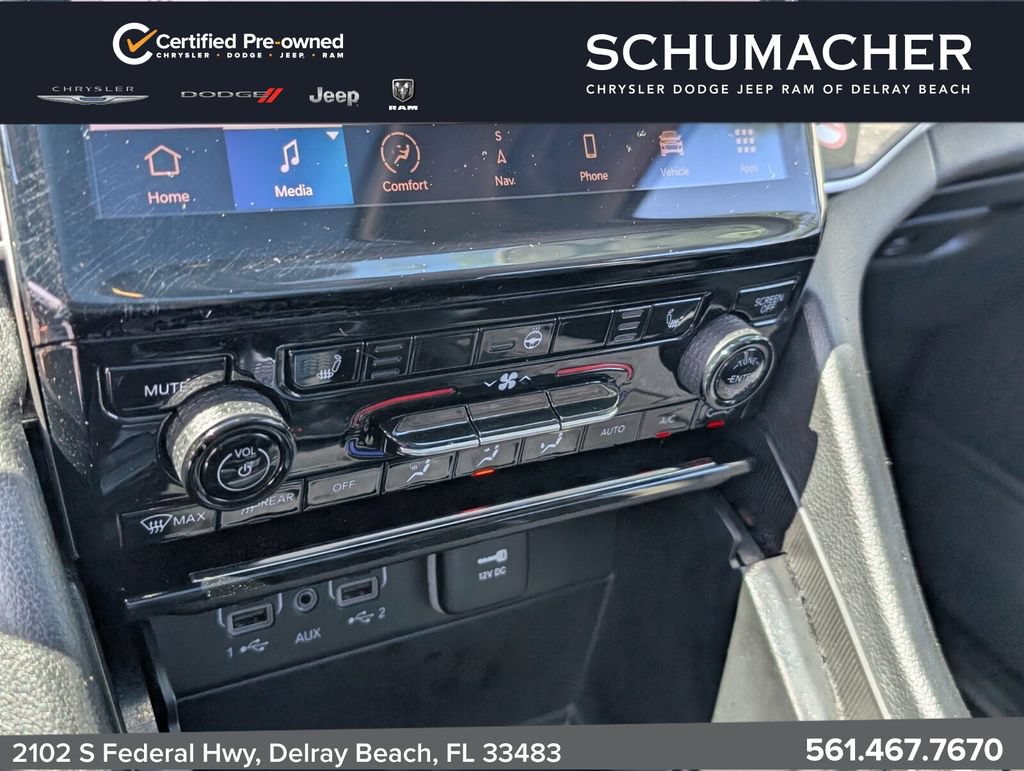 Certified 2024 Jeep Grand Cherokee Limited AWD/4WD image 24