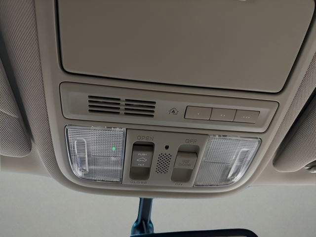 Used 2012 Honda Odyssey EX-L image 25