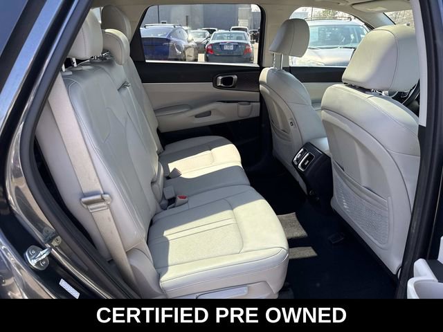Used 2023 Kia Sorento S w/ Panoramic Sunroof Package FWD image 11