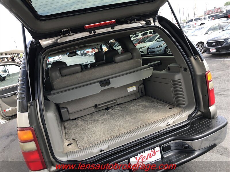 Used 2003 GMC Yukon XL SLT w/ 1SD Preferred Equipment Group AWD/4WD image 23