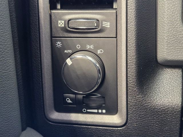 Used 2017 RAM 1500 Tradesman w/ Power & Remote Entry Group image 39