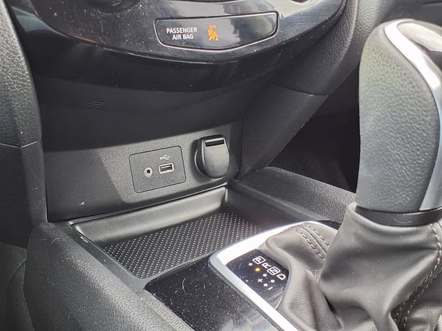 Used 2019 Nissan Rogue SV FWD image 29