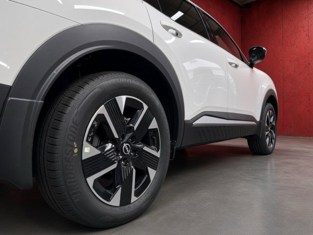 New 2027 Nissan Kicks SV AWD/4WD image 9