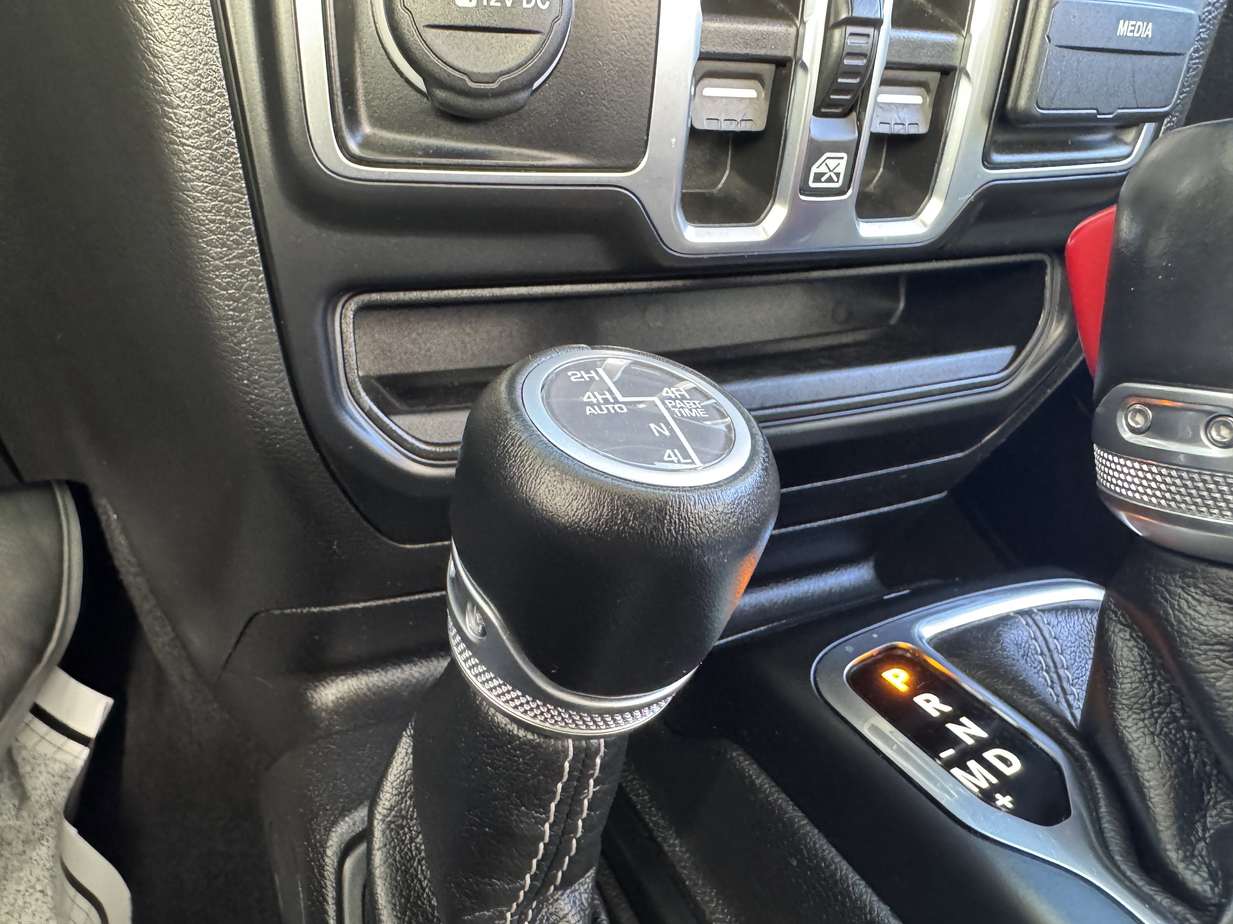 Used 2022 Jeep Wrangler Unlimited Sahara w/ Cold Weather Group image 45