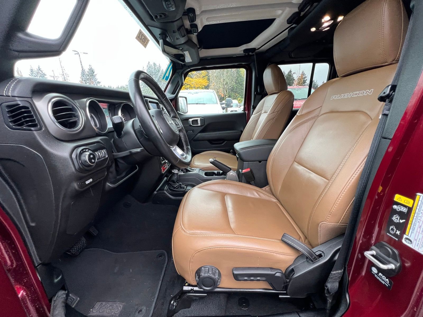 Used 2021 Jeep Gladiator Rubicon image 11