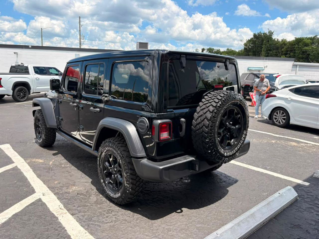 Used 2021 Jeep Wrangler Unlimited Sport AWD/4WD image 5